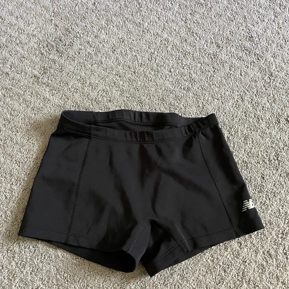 New Balance Workout Shorts - Picture 1 of 3